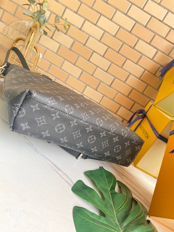 ルイヴィトンバッグ内部構造